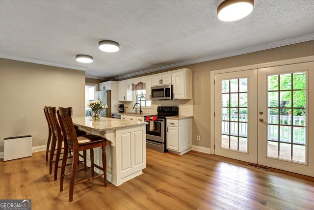 1095 Athens Road, Winterville, GA 30683