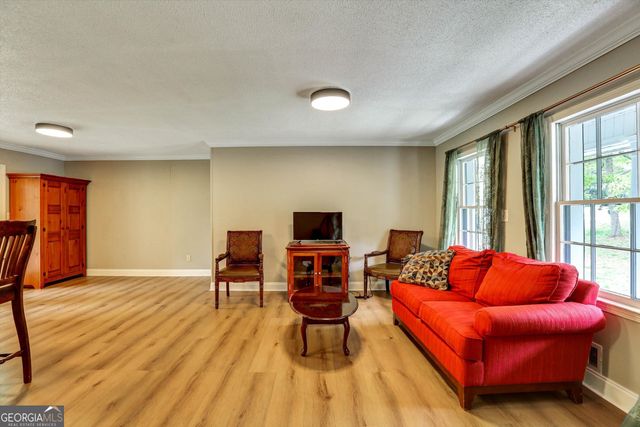 1095 Athens Road, Winterville, GA 30683