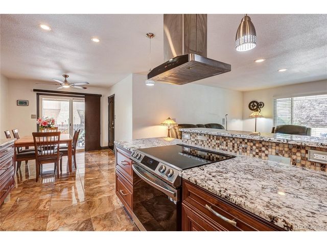 7246 S Quebec Ct, Centennial, CO 80112