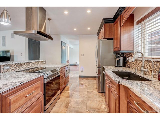 7246 S Quebec Ct, Centennial, CO 80112