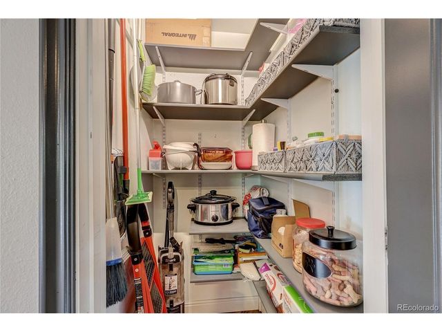 7246 S Quebec Ct, Centennial, CO 80112