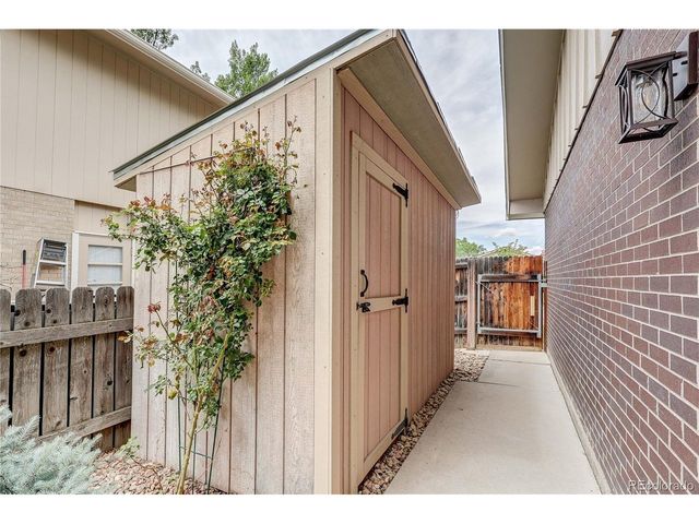 7246 S Quebec Ct, Centennial, CO 80112