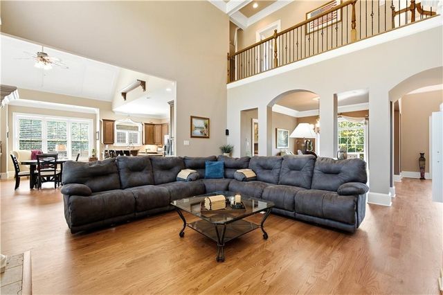 1011 ARDMORE Trail, Hoschton, GA 30548