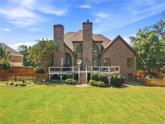 1011 ARDMORE Trail, Hoschton, GA 30548