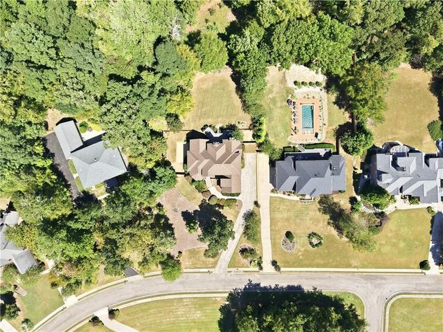 1011 ARDMORE Trail, Hoschton, GA 30548