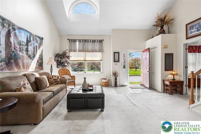 287 Ridings Circle 287, Macungie Boro, PA 18062