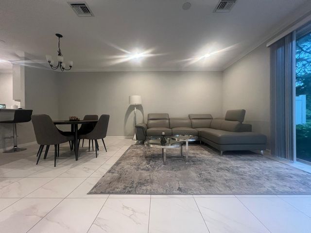 5895 Monterra Club Drive, Lake Worth, FL 33463