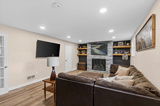 2429 Ronald Avenue, White Bear Lake, MN 55110