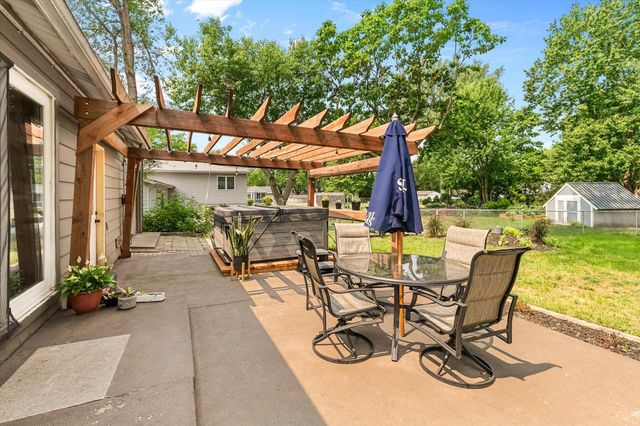 2429 Ronald Avenue, White Bear Lake, MN 55110