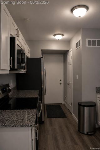 269 Lake Village Drive, Walled Lake, MI 48390