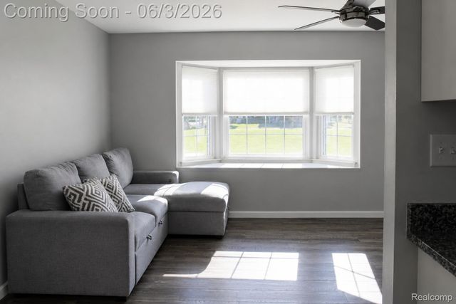269 Lake Village Drive, Walled Lake, MI 48390