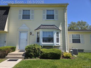 269 Lake Village Drive, Walled Lake, MI 48390