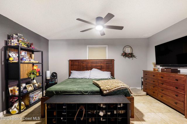 1271 Serenade Street NW, Palm Bay, FL 32907