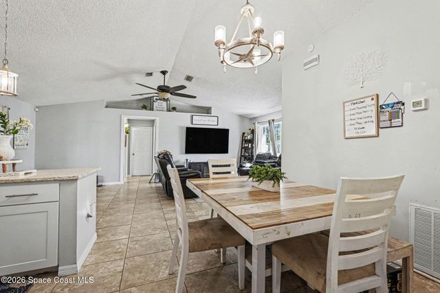 1271 Serenade Street NW, Palm Bay, FL 32907