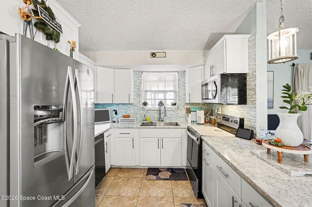 1271 Serenade Street NW, Palm Bay, FL 32907