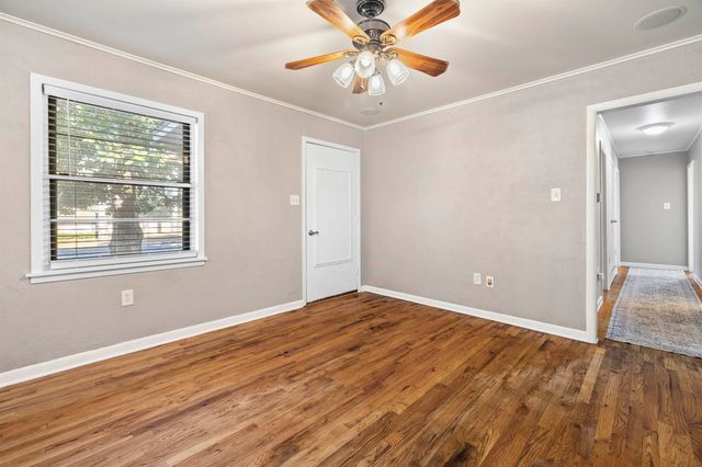 202 E Fairlane Dr., Longview, TX 75604