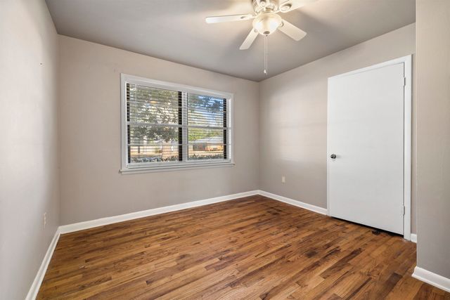 202 E Fairlane Dr., Longview, TX 75604