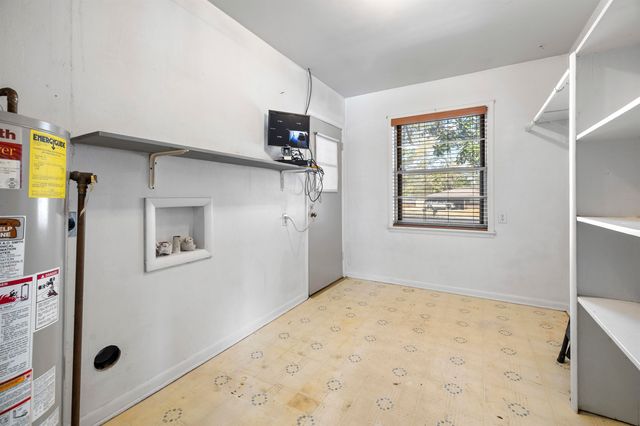 202 E Fairlane Dr., Longview, TX 75604