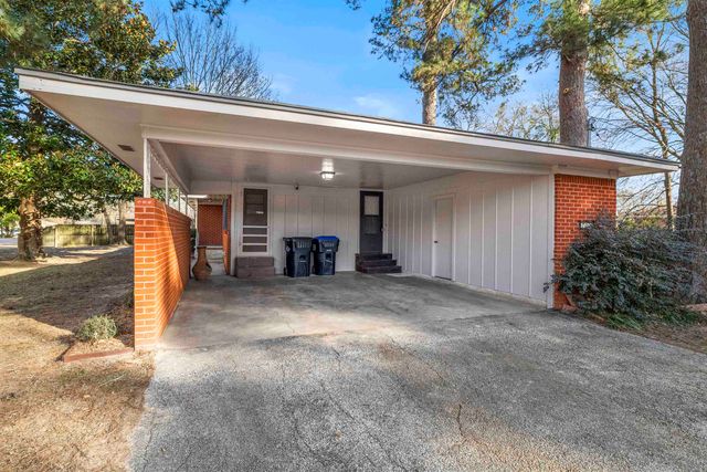 202 E Fairlane Dr., Longview, TX 75604