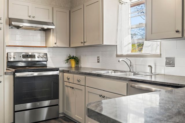 202 E Fairlane Dr., Longview, TX 75604