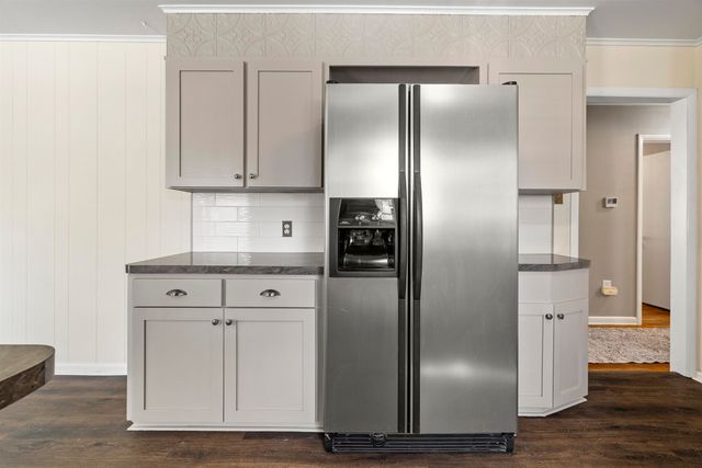 202 E Fairlane Dr., Longview, TX 75604