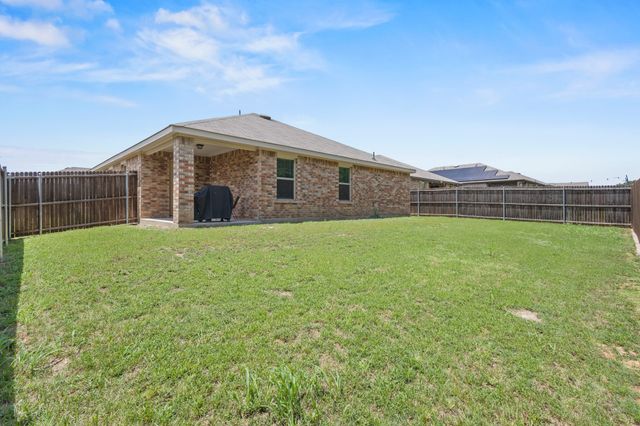 2718 St Andrews Drive, Seagoville, TX 75159