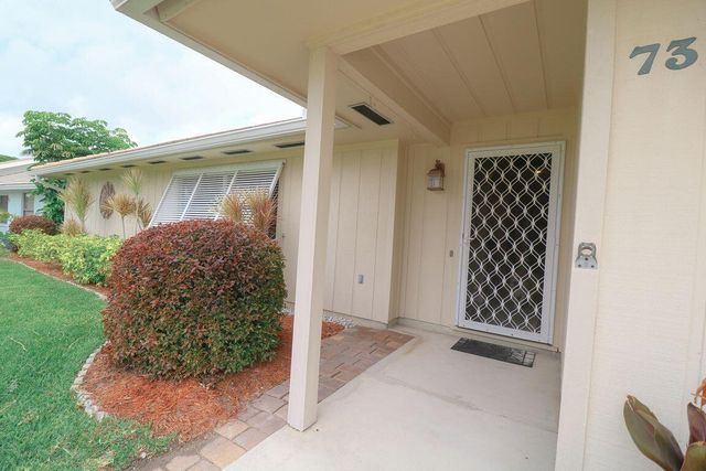 73 Pine Hill Trail W, Jupiter, FL 33469