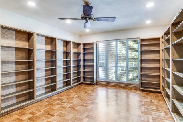 6144 Averill Way 203E, Dallas, TX 75225