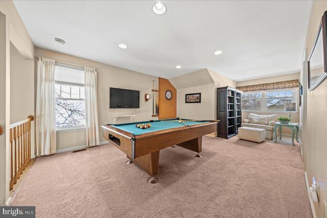 2 BURKE DR, Medford, NJ 08055