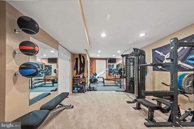 2 BURKE DR, Medford, NJ 08055