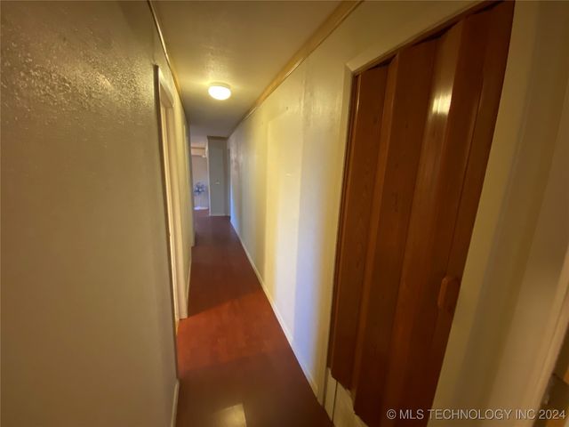 108 W Bryan, Calera, OK 74730