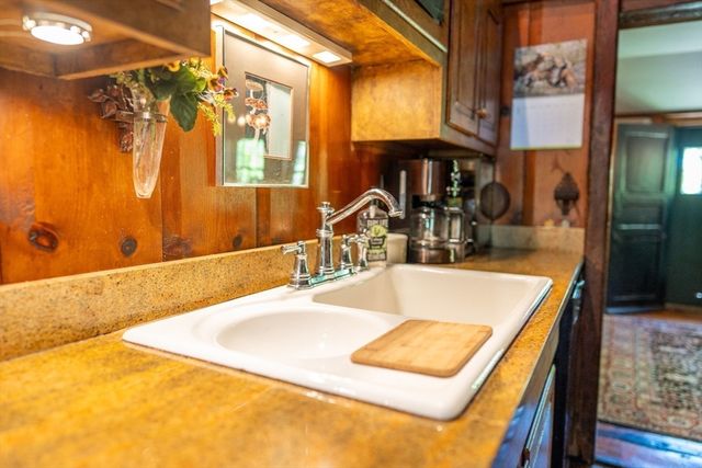 162 Route 6a, Yarmouth, MA 02675