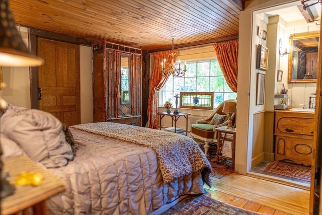 162 Route 6a, Yarmouth, MA 02675