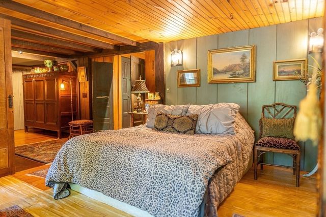 162 Route 6a, Yarmouth, MA 02675