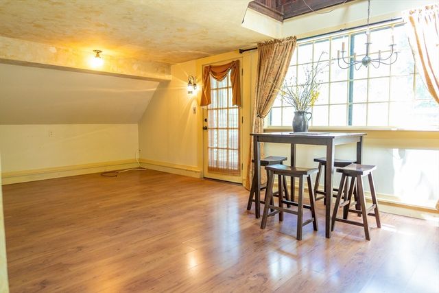 162 Route 6a, Yarmouth, MA 02675