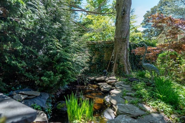 162 Route 6a, Yarmouth, MA 02675