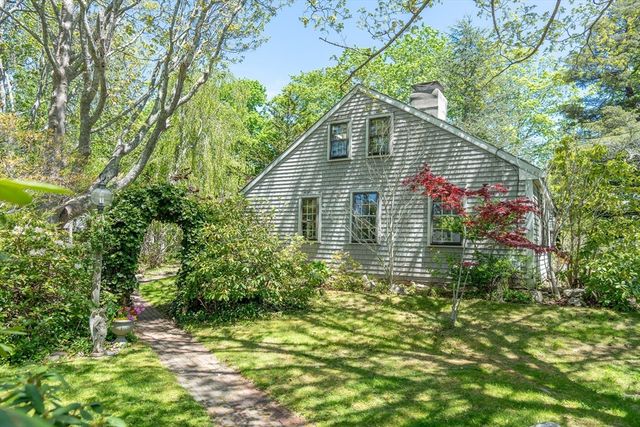 162 Route 6a, Yarmouth, MA 02675