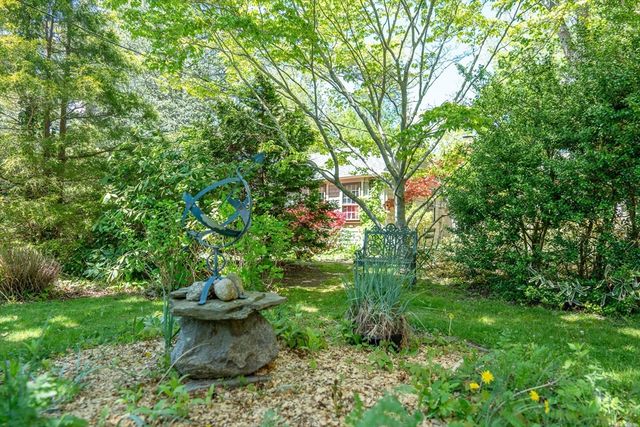 162 Route 6a, Yarmouth, MA 02675
