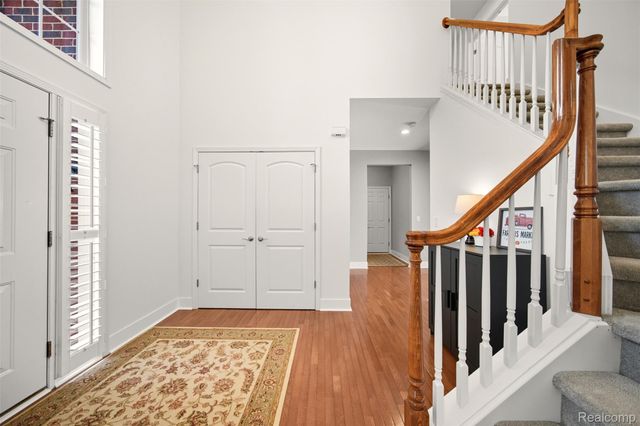 1765 Fenwick Drive, Commerce Charter Township, MI 48382