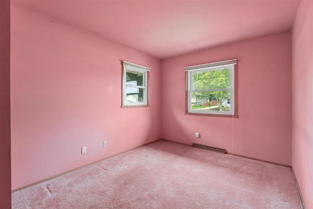 1045 GROVE STREET, Menasha, WI 54952