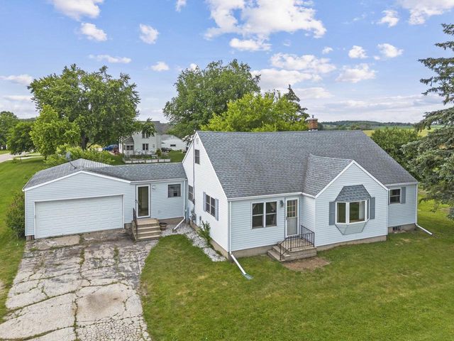 N8303 COUNTY RD PP, Brillion, WI 54110