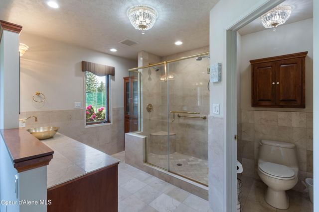 1710 Westwood DR, Sandpoint, ID 83864