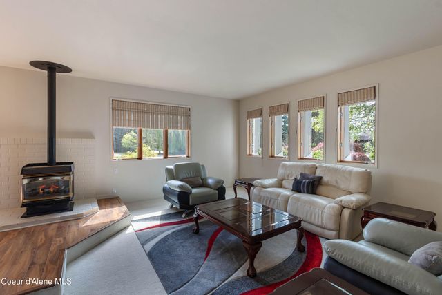 1710 Westwood DR, Sandpoint, ID 83864