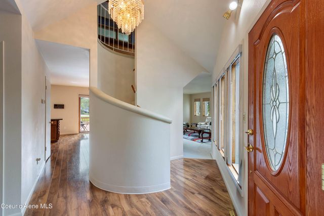 1710 Westwood DR, Sandpoint, ID 83864