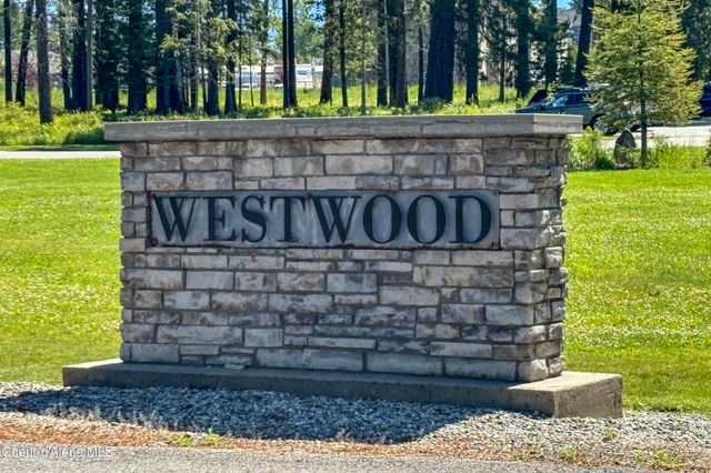 1710 Westwood DR, Sandpoint, ID 83864