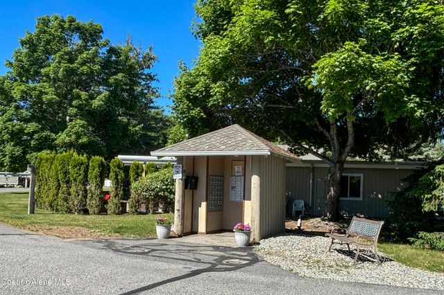 1710 Westwood DR, Sandpoint, ID 83864