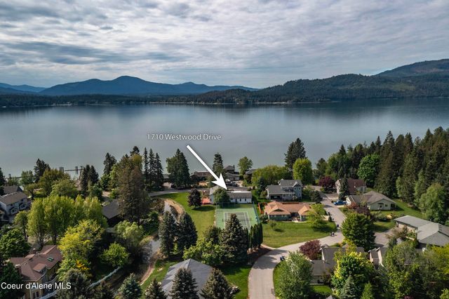 1710 Westwood DR, Sandpoint, ID 83864