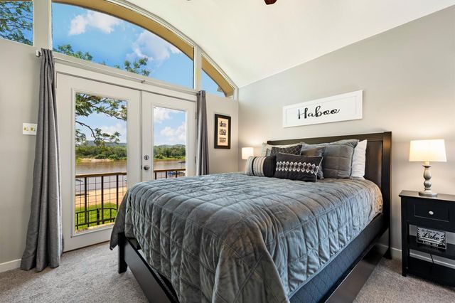 3708 River Oaks DR, Kingsland, TX 78639