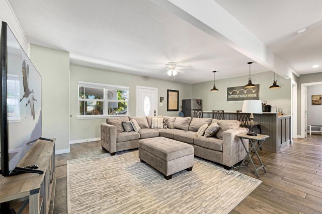 3708 River Oaks DR, Kingsland, TX 78639