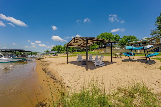 3708 River Oaks DR, Kingsland, TX 78639